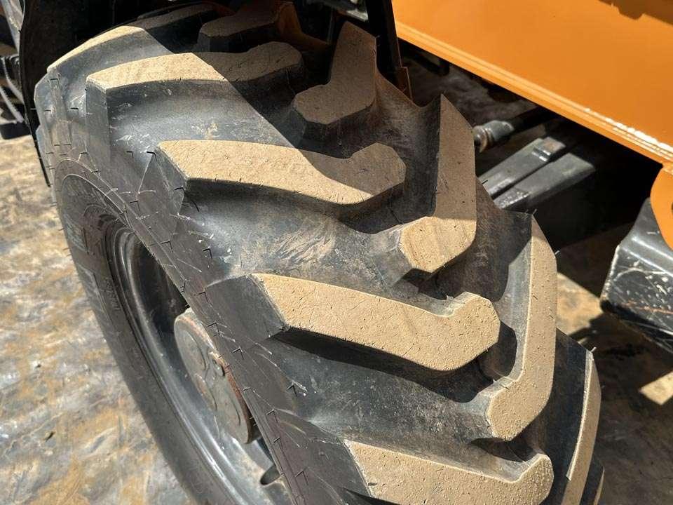 Case 580ST 4x4 Photo 7