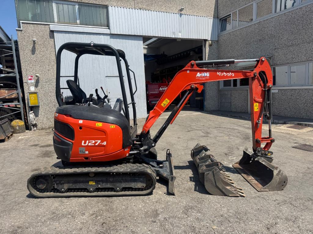 Kubota U27-4 Photo 1