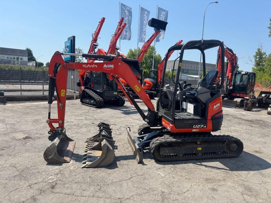 Kubota U27-4 Photo 2