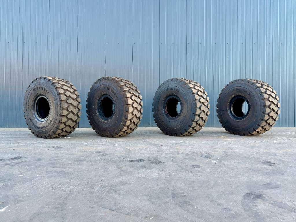 Tire for Triangle 29.5R25 L3 set Photo 2