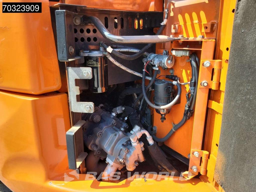 Hitachi ZX85 US-5A Photo 27