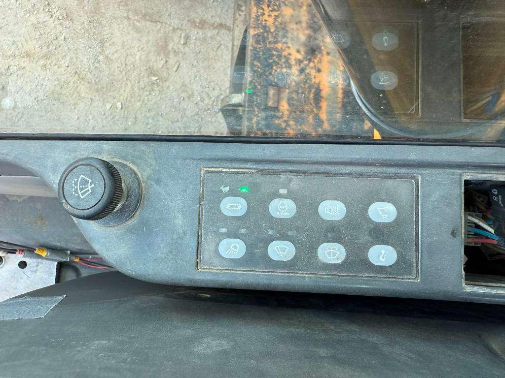 Caterpillar 345C UHD 27m - Hydr Undercarriage / German Machine Photo 15