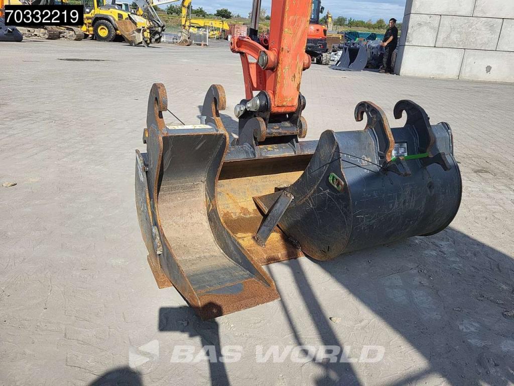 Kubota U36 -4 3 Buckets - Like New! Photo 15