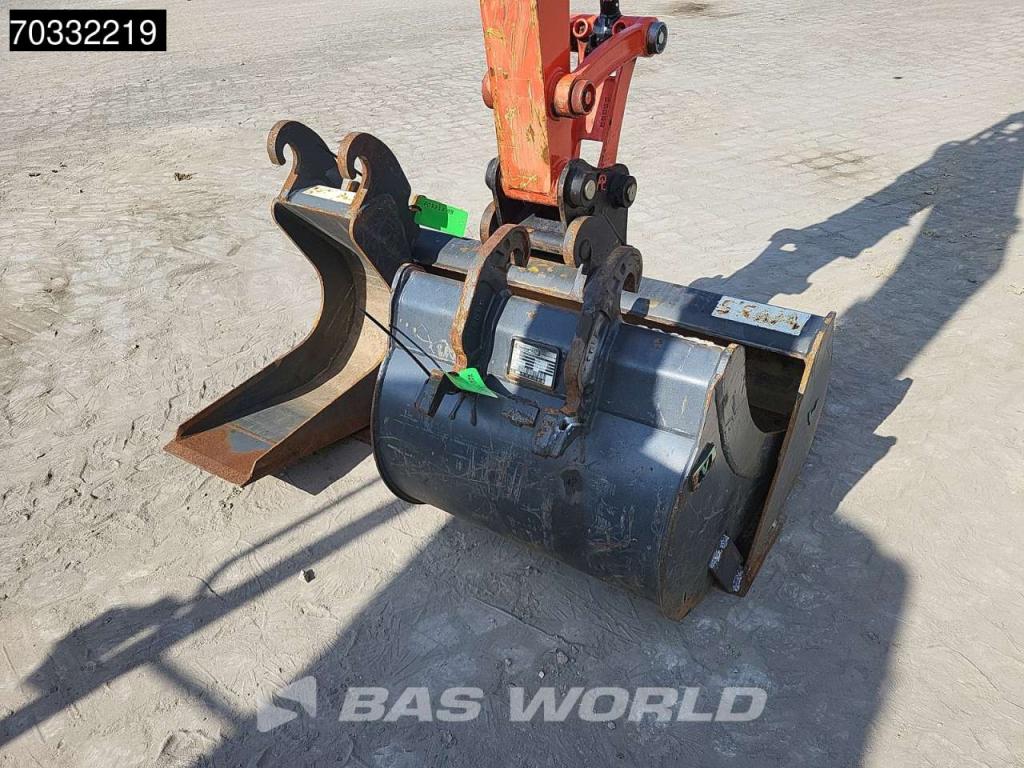 Kubota U36 -4 3 Buckets - Like New! Photo 16