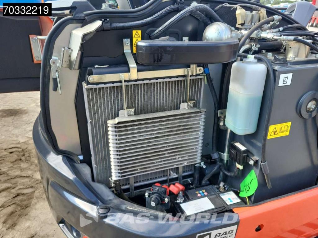 Kubota U36 -4 3 Buckets - Like New! Photo 27