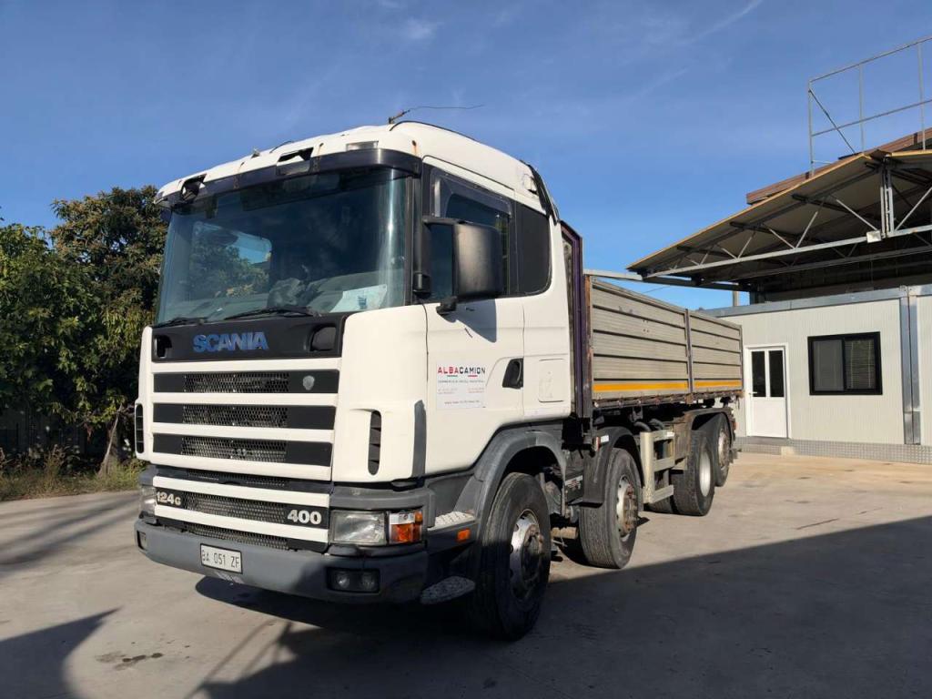 Scania 124 400 Photo 2