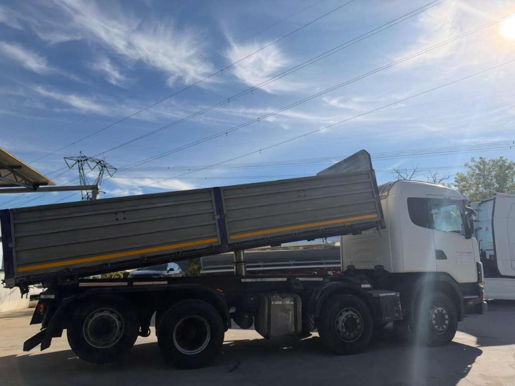 Scania 124 400 Photo 9