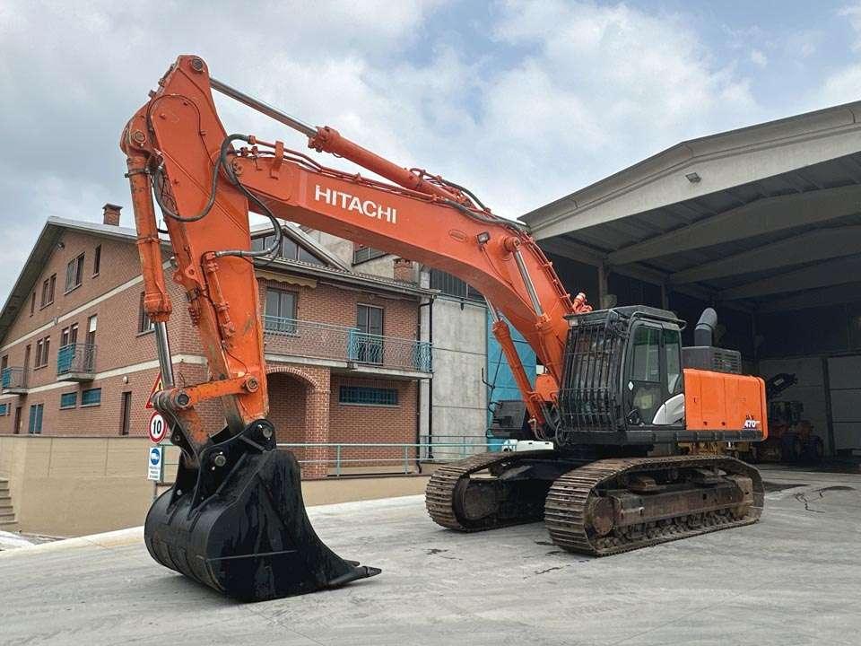 Hitachi ZX470LCH-5B Photo 1