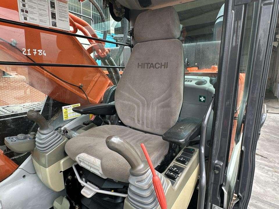 Hitachi ZX470LCH-5B Photo 19