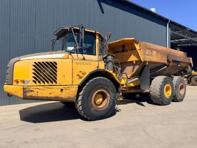 Volvo A25E sold by Smitma B.V.