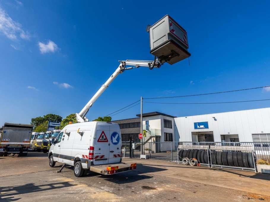 Mercedes-Benz SPRINTER 516 CDI - DANILIFT P145 V Photo 5