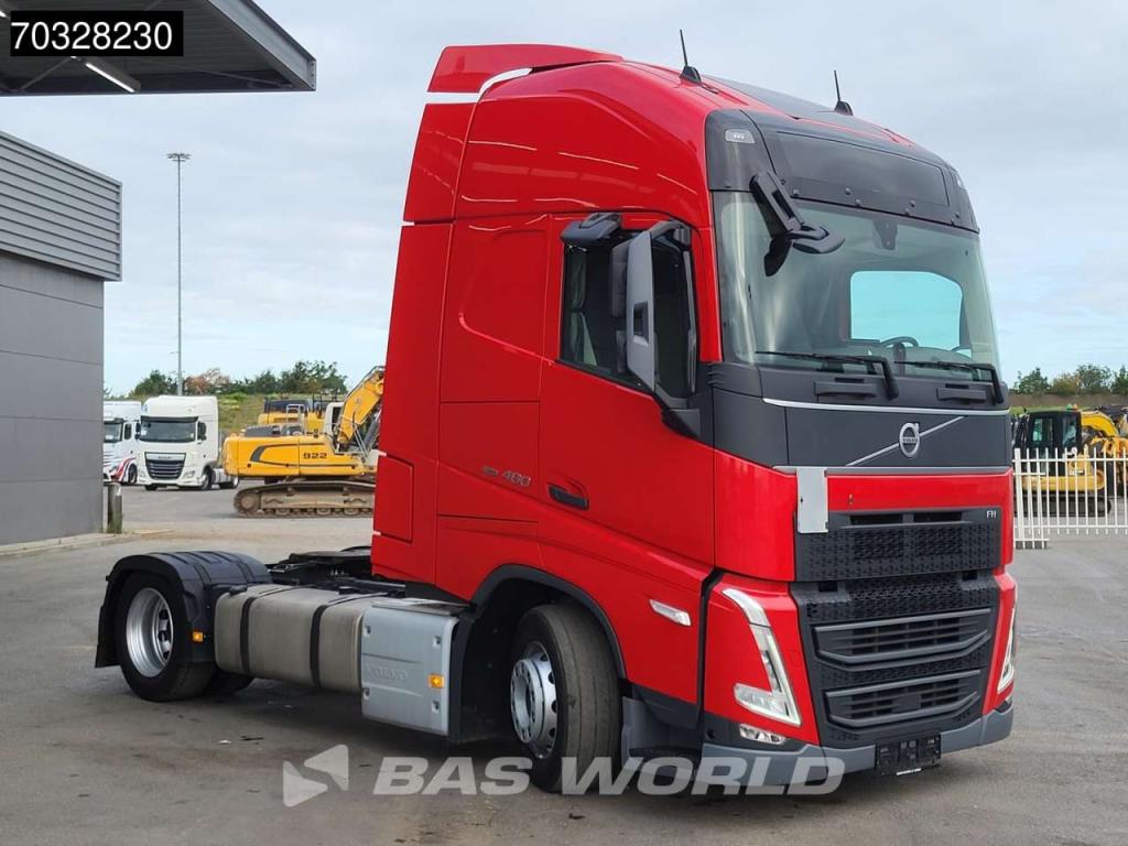 Volvo FH 460 4X2 Mega XL 2x Tanks ACC Navi Photo 3