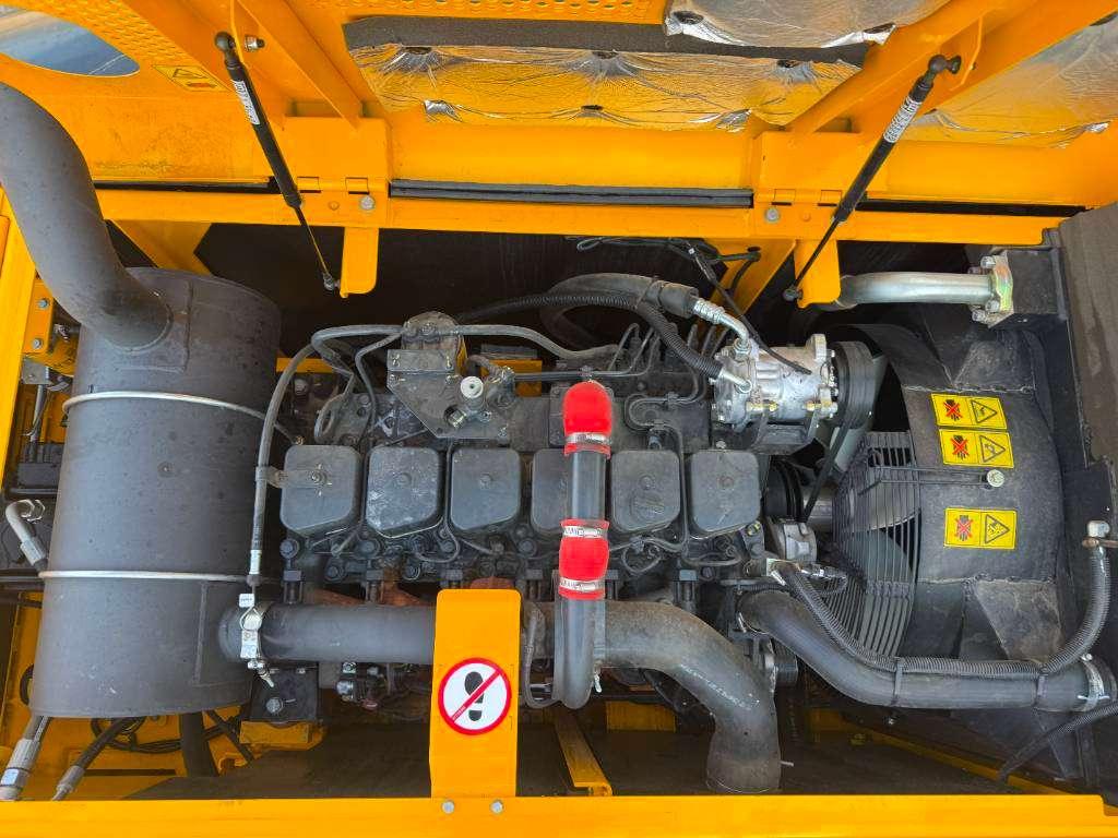 JCB 205 *2026 Model* New / Unused / Hammer Lines Photo 25
