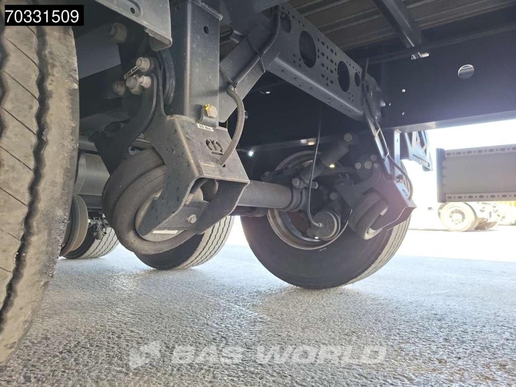 Krone SD Hardwood Omega Lift Axle Anti Vandalism Photo 20