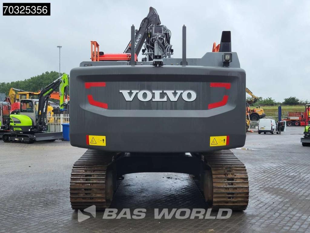 Volvo EC300 E NL Photo 3