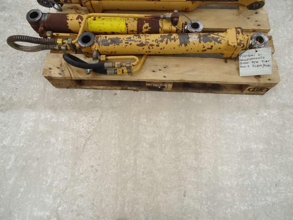 Lifting piston for Fiat Allis FL4M e FL4L Photo 7
