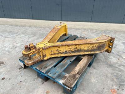 Caterpillar D6H / D6R / D6T Zugtraverse / Trekhaak sold by Smitma B.V.