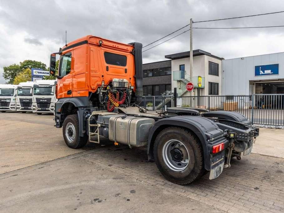 Mercedes-Benz AROCS 2145 - 4X4 Photo 6