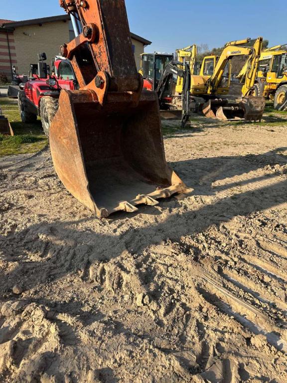 Hitachi ZX350LCN Photo 15