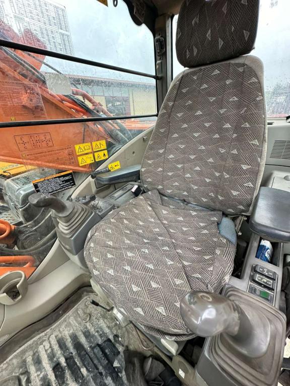 Hitachi ZX350LCN Photo 23