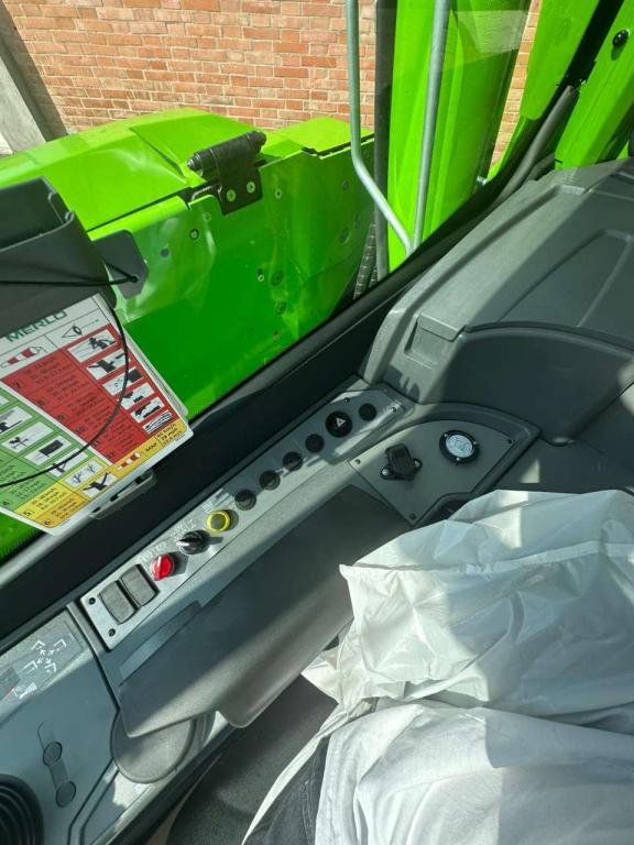 Merlo P27.6 PLUS Photo 17