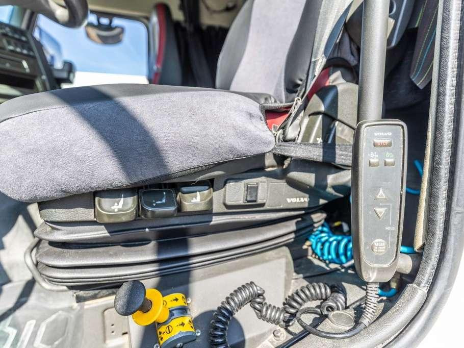 Volvo FMX GLOB 460+HYDR Photo 15