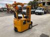 Carmi Three wheel electric forklift Photo 4 thumbnail