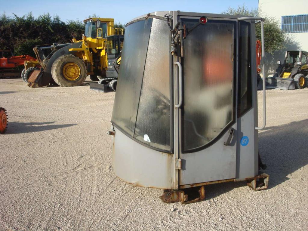 Cab for Hitachi LX290 Photo 1