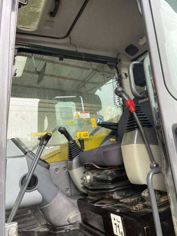 Komatsu PC88MR-8 Photo 4