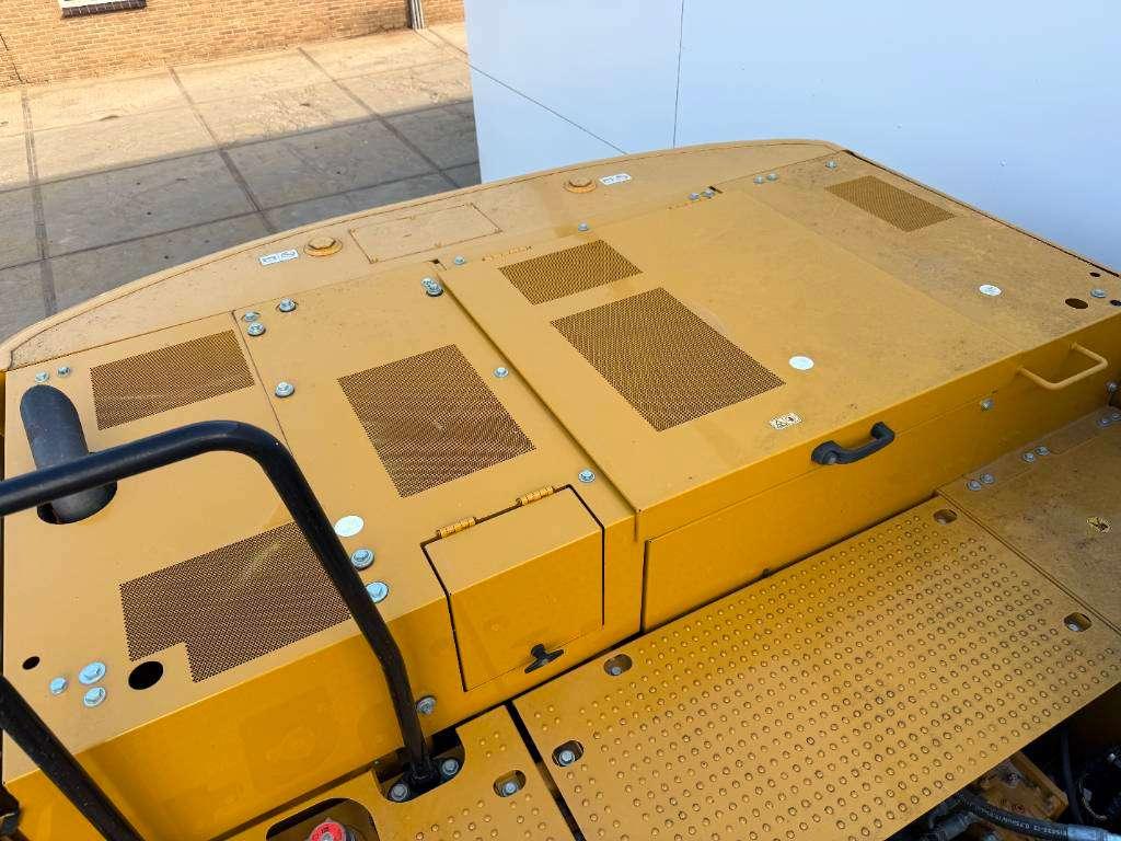 Caterpillar 323 - Next Gen - Hammer Lines / Quick Coupler Photo 29