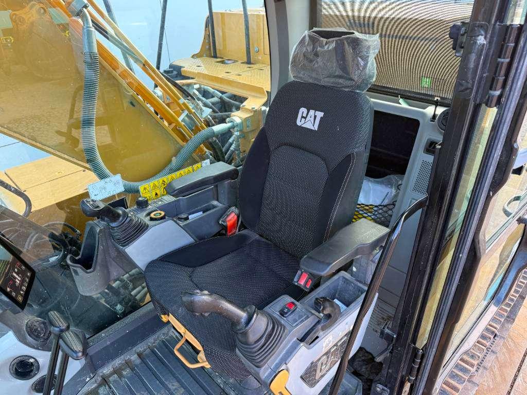 Caterpillar 323 - Next Gen - Hammer Lines / Quick Coupler Photo 8