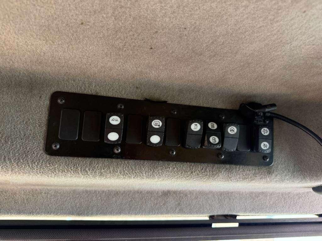 Caterpillar 772G - Automatic Greasing / Body Heating Photo 14