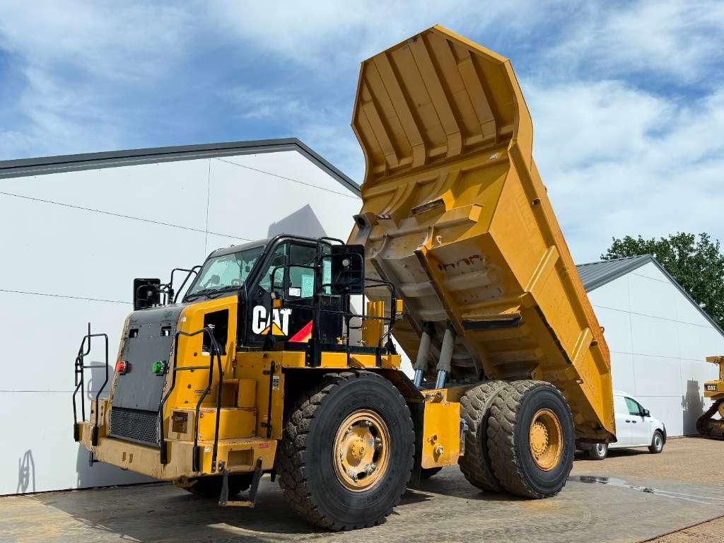 Caterpillar 772G - Automatic Greasing / Body Heating Photo 15