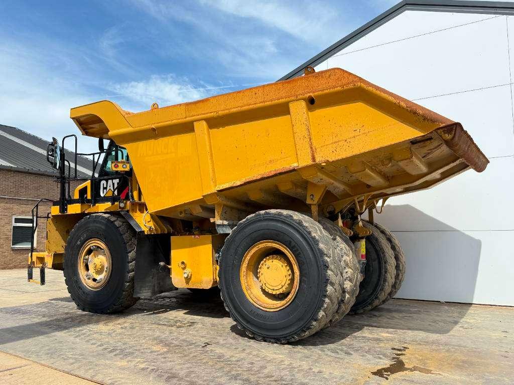 Caterpillar 772G - Automatic Greasing / Body Heating Photo 3