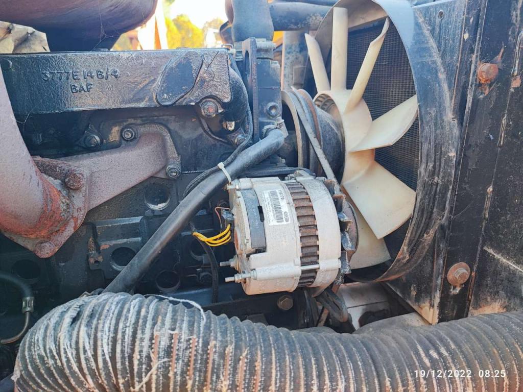 JCB 409 Photo 12
