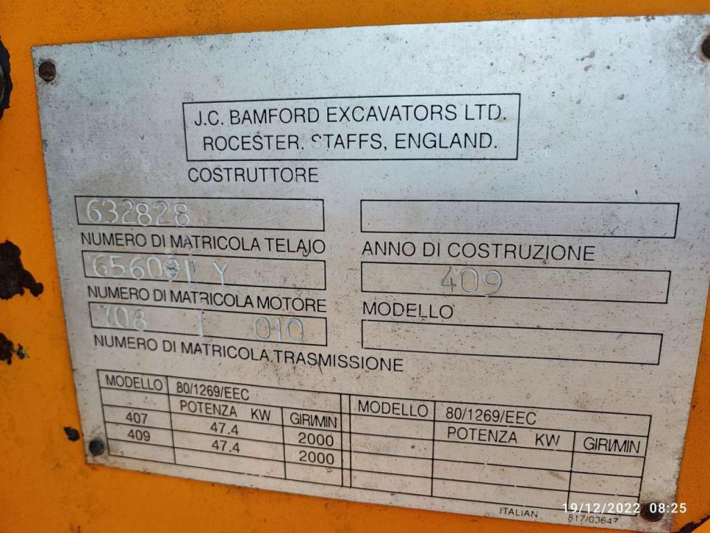 JCB 409 Photo 13