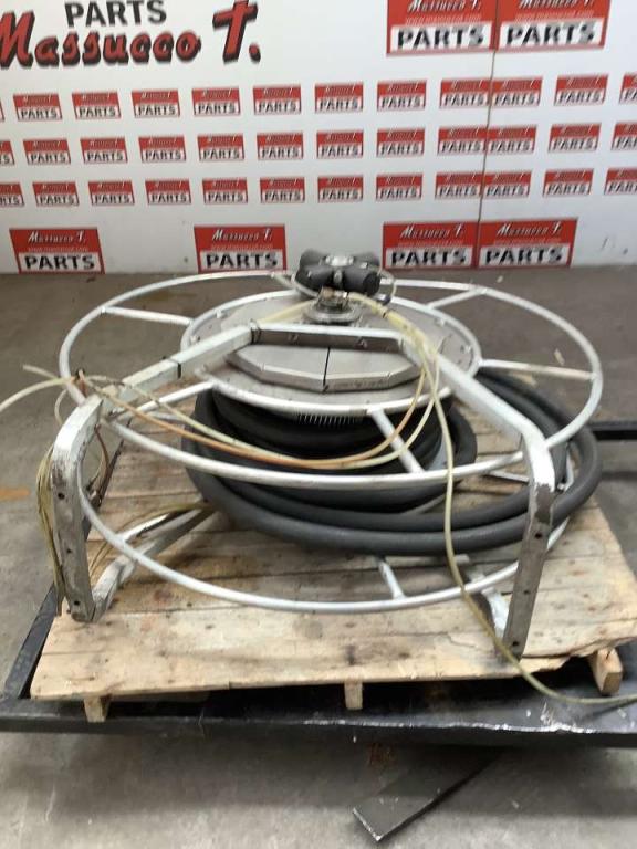 Fuel hose reel Photo 1