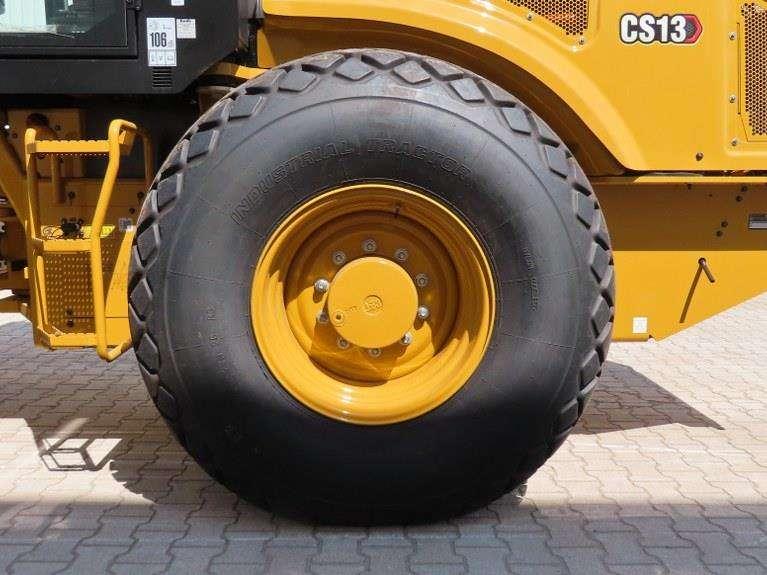 CAT CS13 Photo 18