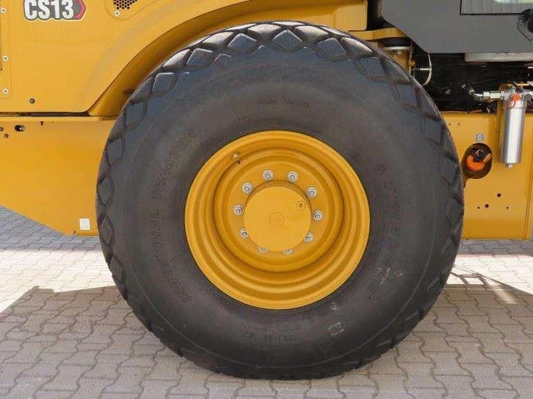Caterpillar CS13 Photo 13