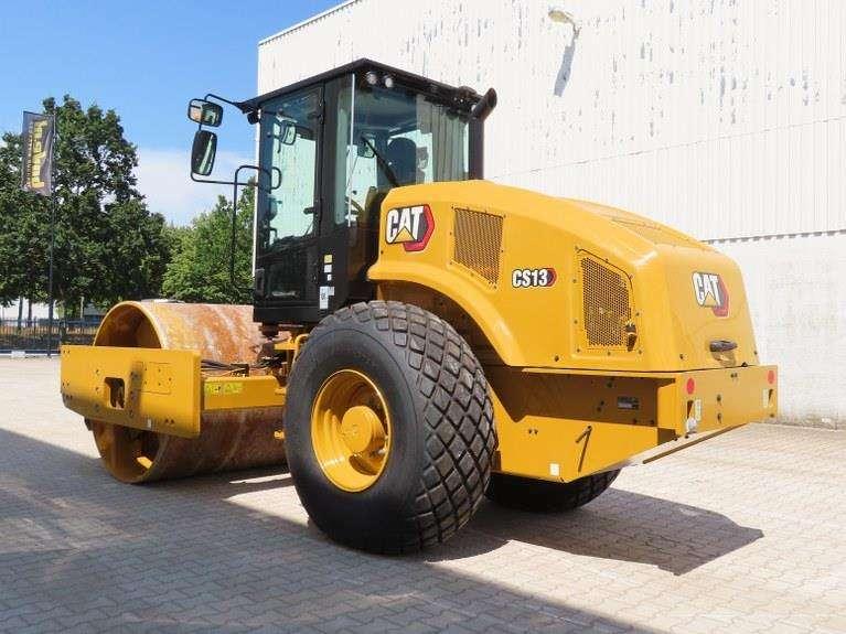 Caterpillar CS13 Photo 4