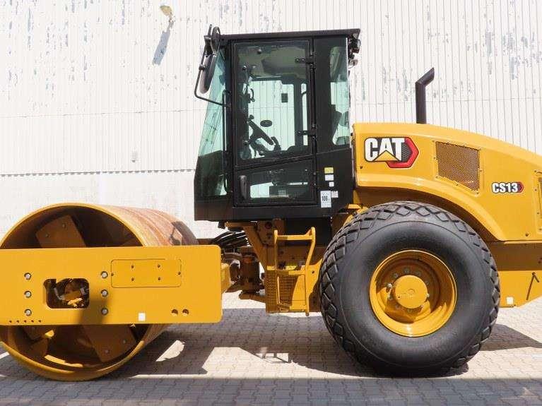 Caterpillar CS13 Photo 5