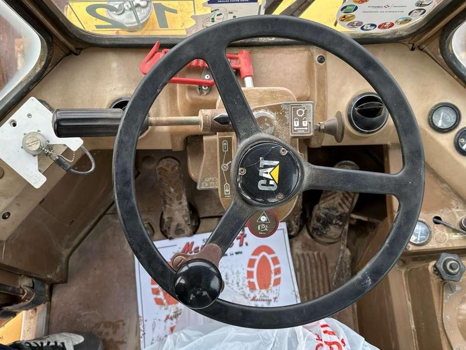 Caterpillar 825C Photo 14