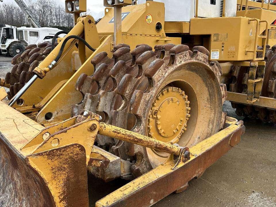 Caterpillar 825C Photo 5