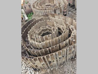 Chain for Hitachi zx210 sold by Off Meccaniche Bonanni di B.