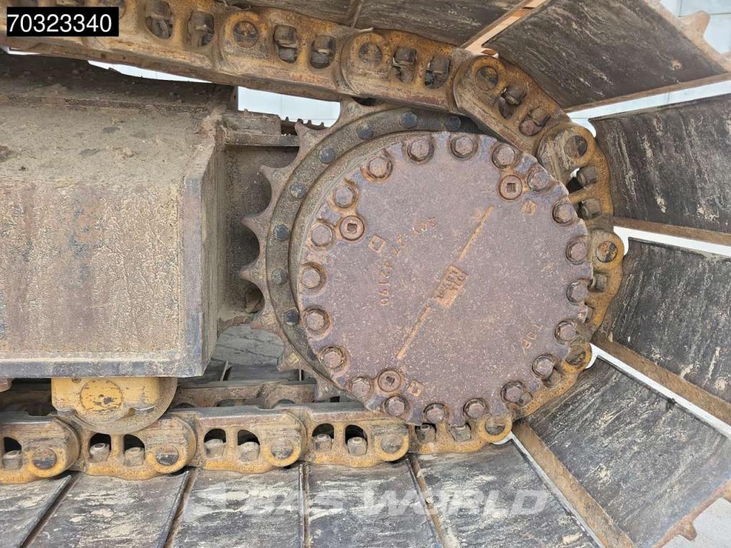 Komatsu PC240 LC-10 Photo 30