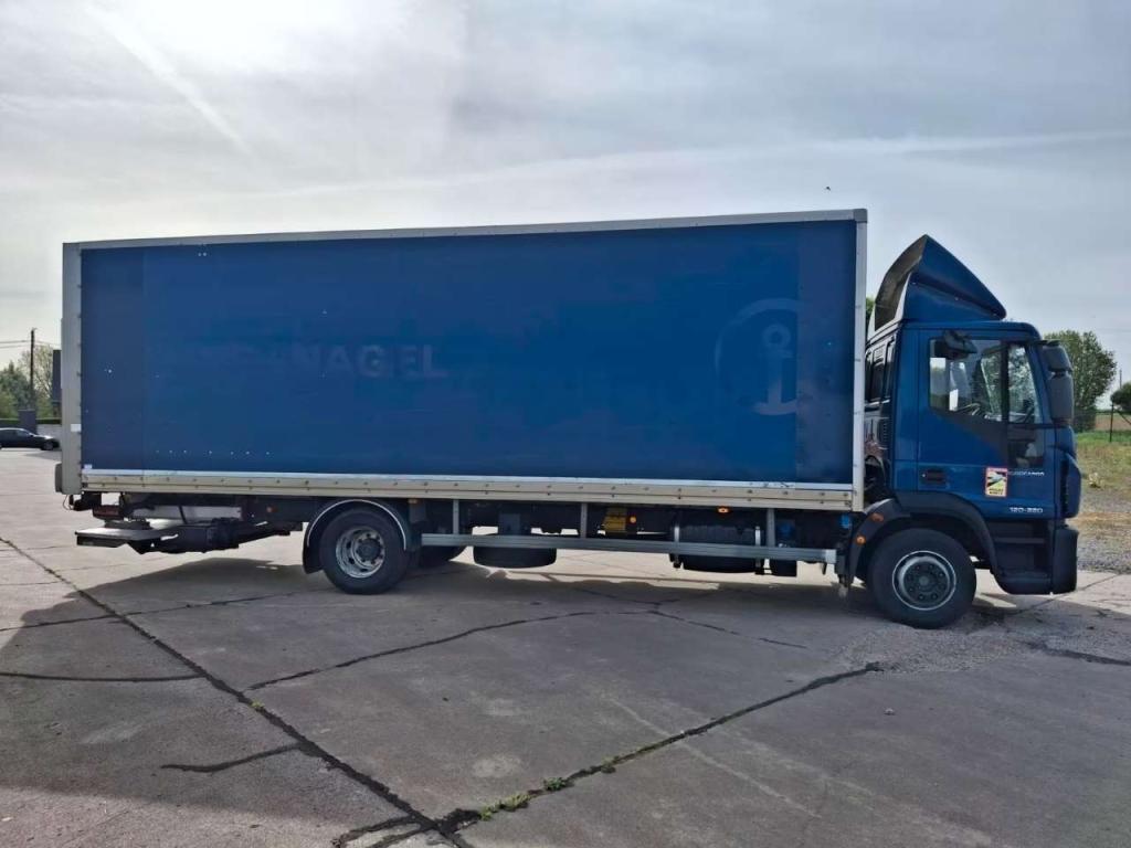 Iveco EUROCARGO CUBE 120-220 Photo 5