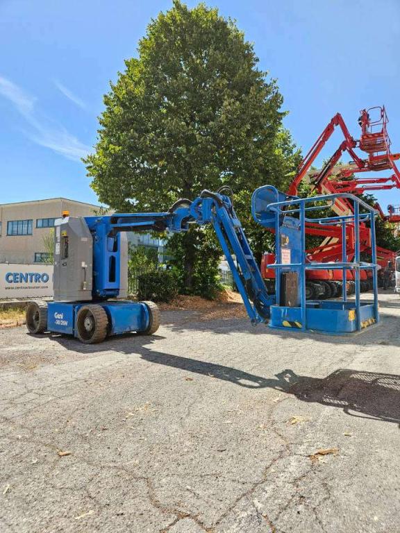 Genie Z30/20N RJ Photo 17