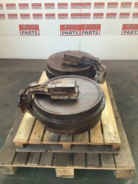 Idler wheel for Hitachi ZX280LCN-3 Photo 3