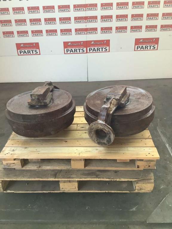 Idler wheel for Hitachi ZX280LCN-3 Photo 4