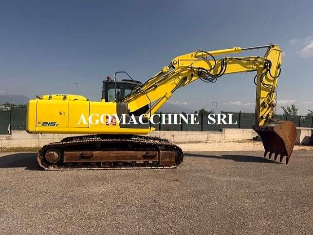 New Holland E215C Photo 7